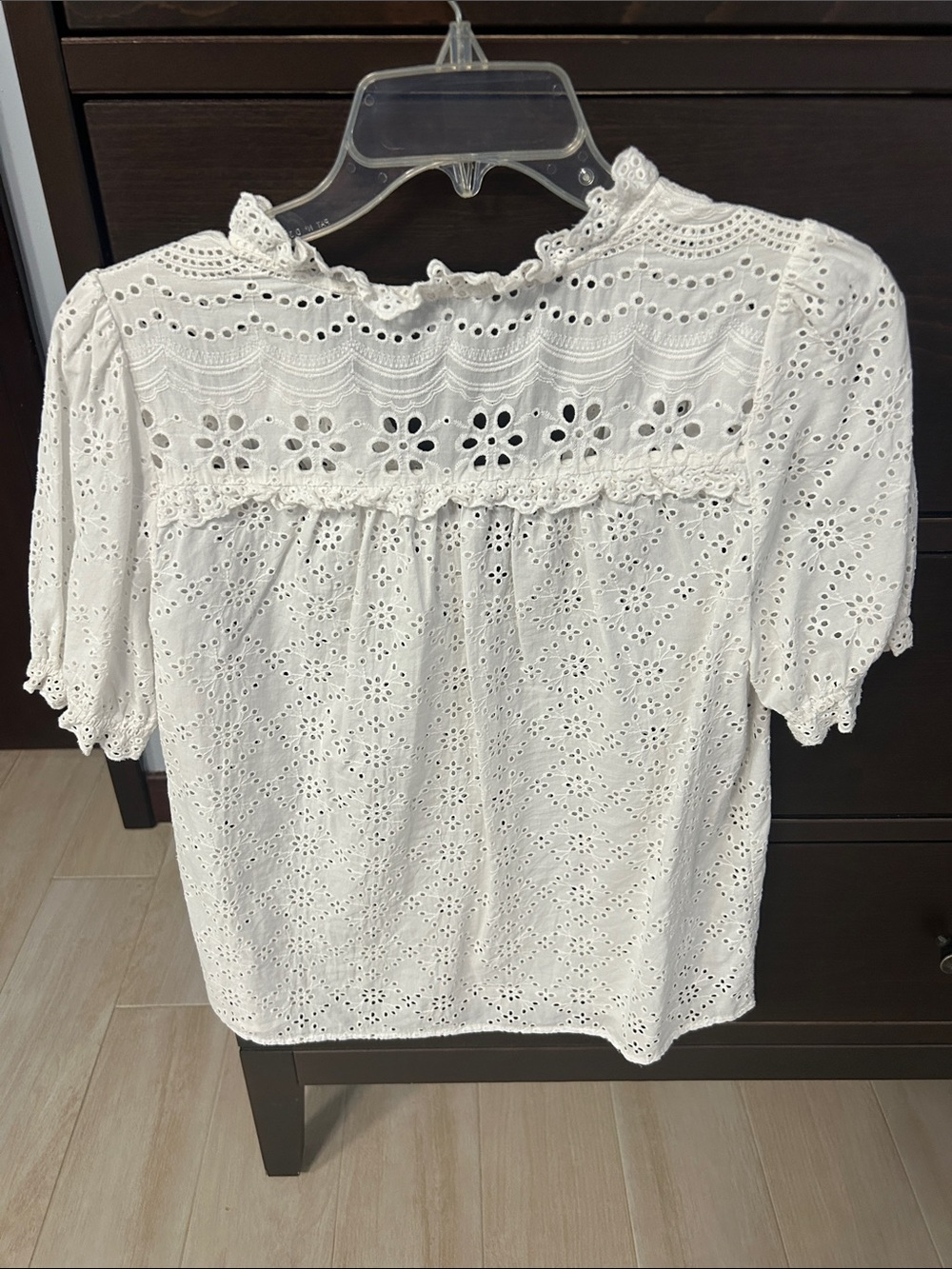 Current Air White Eyelet Lace Ruffle Neck Blouse - Picture 2 of 3